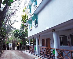 Azul Hotel & Restaurante
