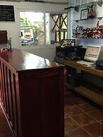 Azul Hotel & Restaurante