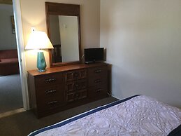 Cedars Motel