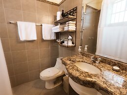 La Perla Hotel Boutique B&B