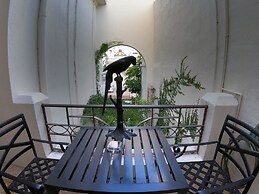 La Perla Hotel Boutique B&B