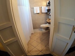 La Perla Hotel Boutique B&B