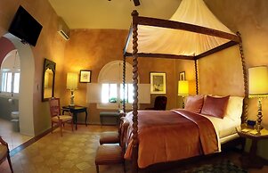 La Perla Hotel Boutique B&B