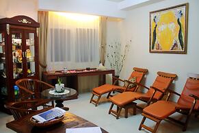 Aston Manado Hotel