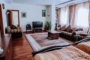 Hotel Snezhniy