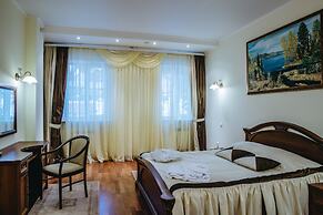 Hotel Snezhniy