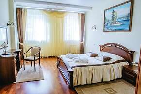 Hotel Snezhniy