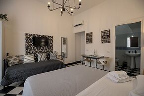 Manì Rooms