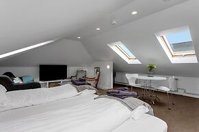 Freyja Guesthouse & Suites