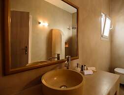 Aliter Suites
