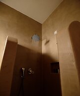 Aliter Suites
