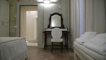 Hotel Renaissance