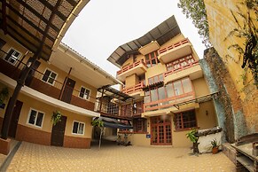 Euro Hostal - Hostel