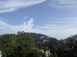 King of Kandy Hotel