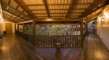 Thurizza Hotel