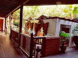 Thurizza Hotel