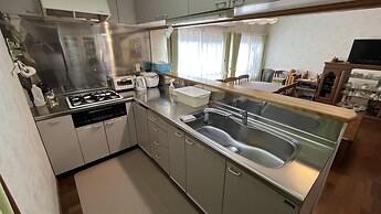 Dormitory Sandanya Guesthouse