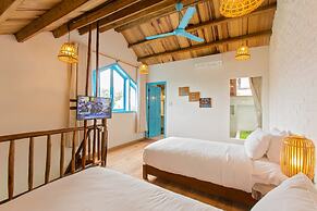 Life Beach Villa