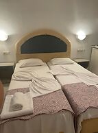 Hotel Kourkoumelata