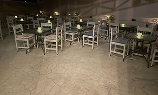 Hotel Kourkoumelata