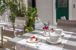 Balatura The Fine Bed & Breakfast