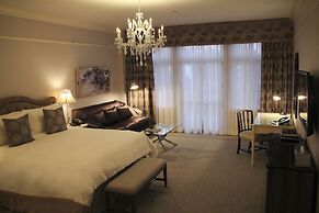 The Bruce Hotel