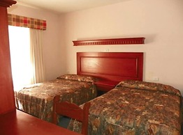 Hotel Maria Luisa Inn & Suites