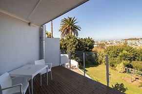 Dockside Guest House