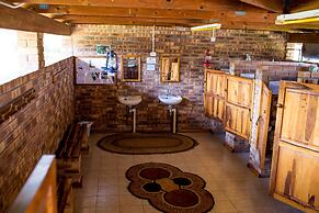 Woodlands Stop Over and Lodge