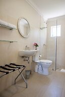 Albarosa Guesthouse
