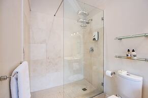 Albarosa Guesthouse