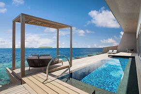 The St. Regis Maldives Vommuli Resort