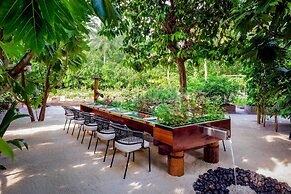 The St. Regis Maldives Vommuli Resort