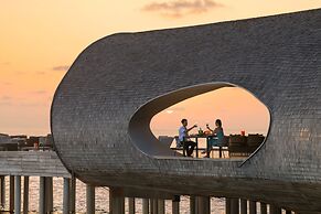 The St. Regis Maldives Vommuli Resort