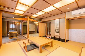 Atarayo Nishiizu