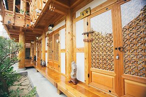 Laon Hanok Gguljam