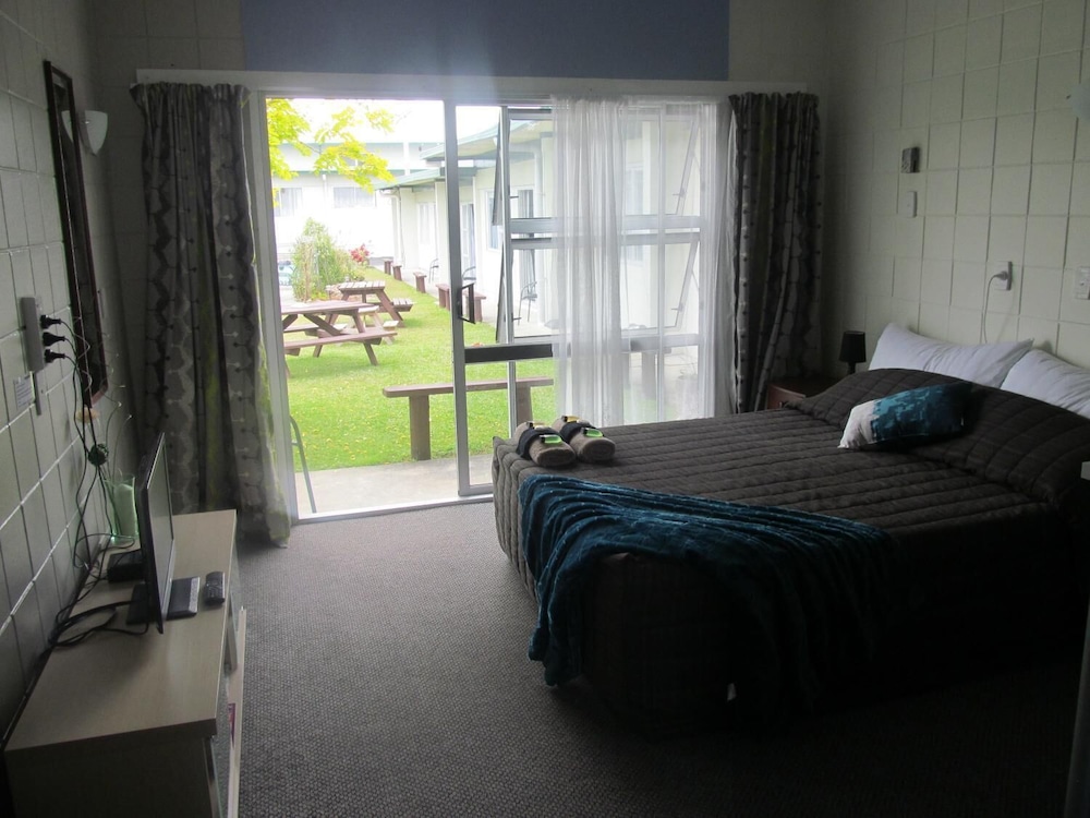 Parkview Motel