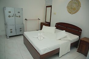 Villa 142