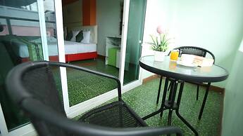 Lucky Green View
