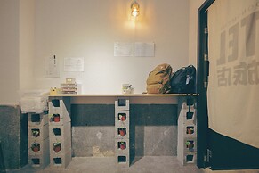 DONGMEN 3 Capsule Inn - Hostel