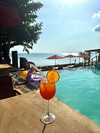 Sunset Beach Hotel - Adults Only