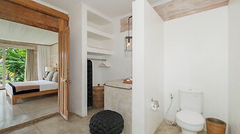 Villa Alea by Villa Finder