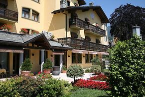 Paradise Hotel & Wellness