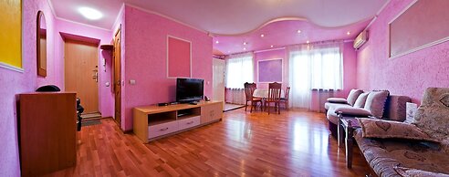 Lessor Apartments