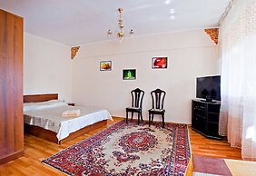 Lessor Apartments