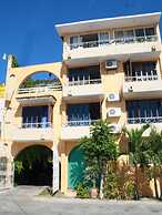 Pargo's Hotel