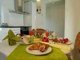 LakeStarnberg Apartments