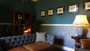 Ivybank Lodge