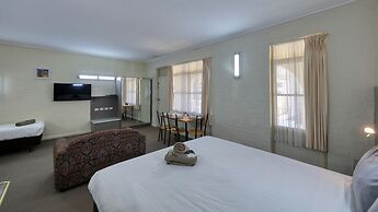 Bishops Lodge Narrandera