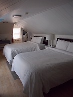 Seaway Manor